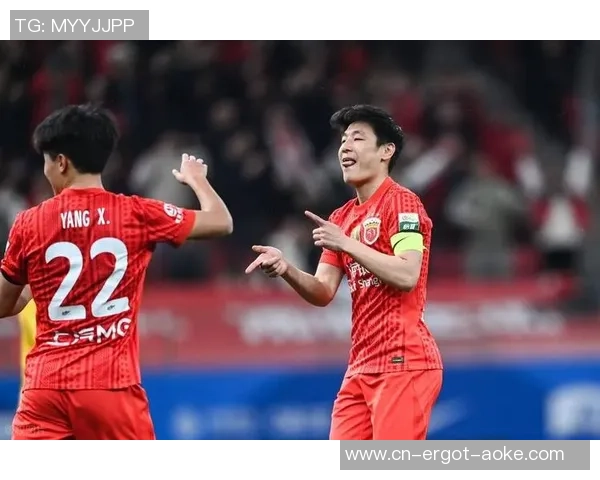 武磊发文回忆2025年！球迷直言他不太简单，期望下赛季能王者归来